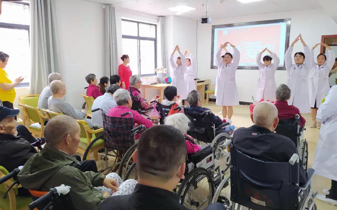 感恩母親節(jié)，海福祥給媽媽的驚喜你更喜歡哪一種？