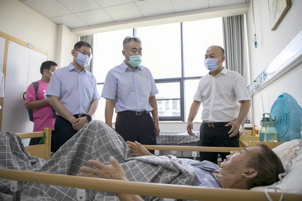 國家衛(wèi)生健康委老齡健康司調研組蒞臨湘潭海福祥調研長護險工作