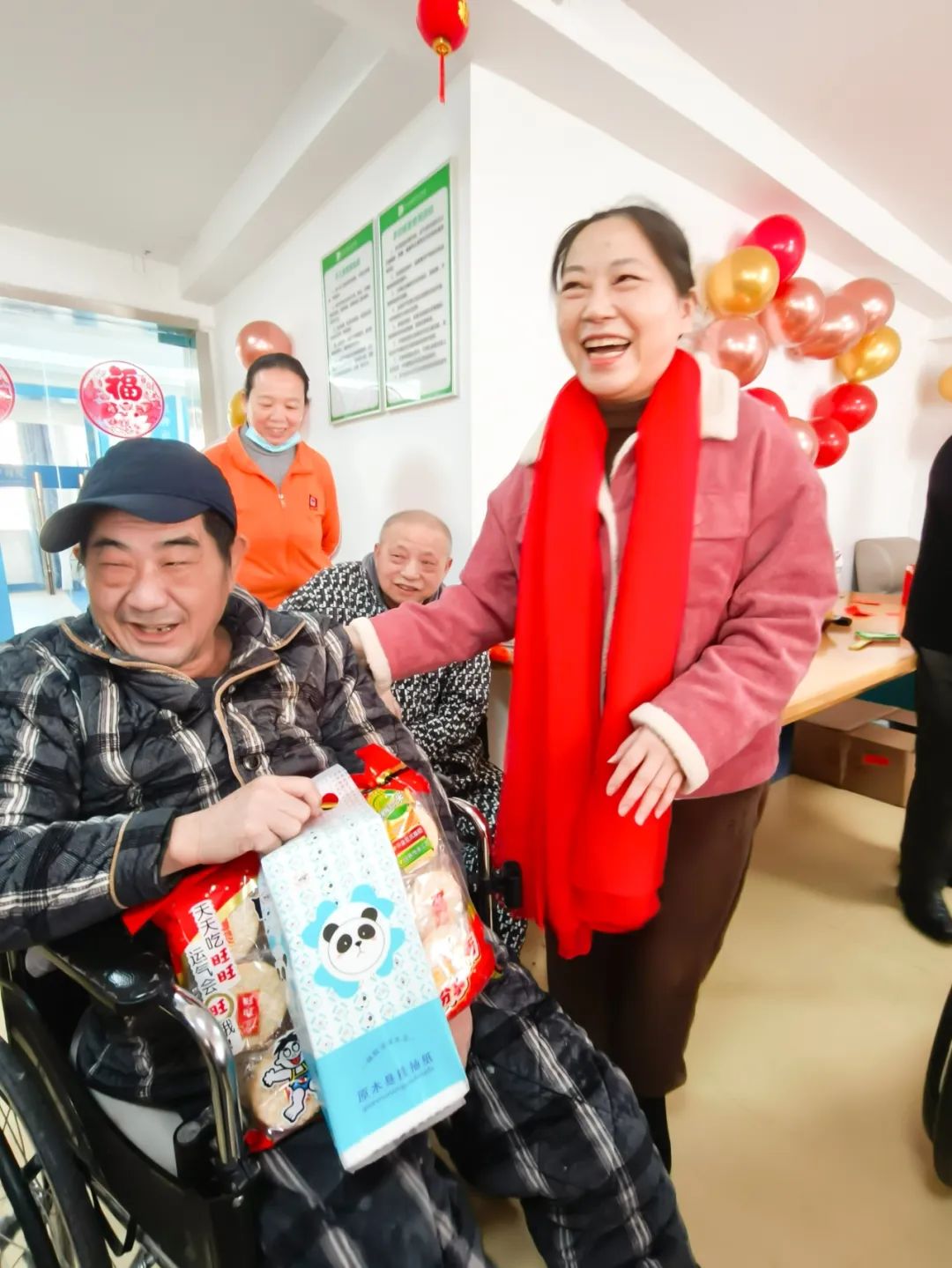 “福啟新歲 祥蛇賀瑞” ——海福祥養(yǎng)老院2025年元旦聯(lián)歡會