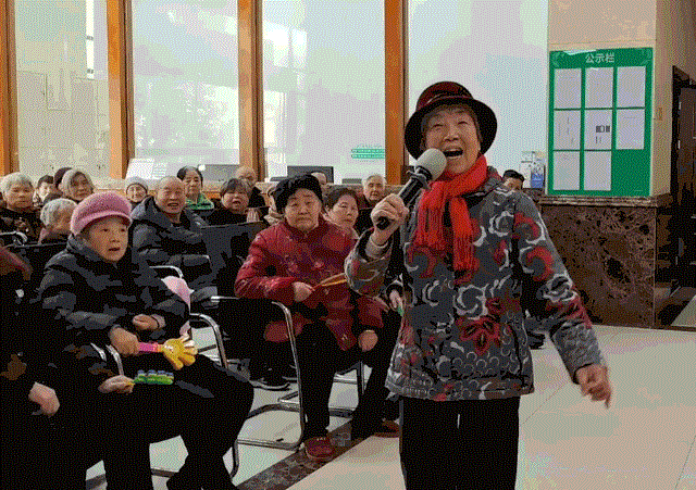 “福啟新歲 祥蛇賀瑞” ——海福祥養(yǎng)老院2025年元旦聯(lián)歡會
